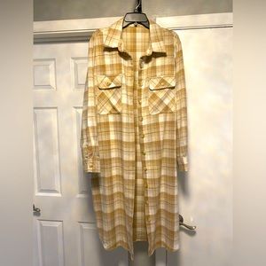 Shacket dress. By Inherit Co. sz 3x . Shades of cream, white,black pin stripe.